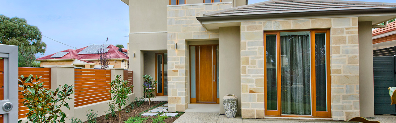 banner 0011 002 Open2view ID340567 8 Eric St Plympton